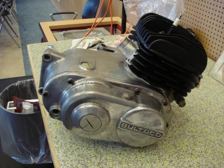 Le moteur de la moto que nous montons.